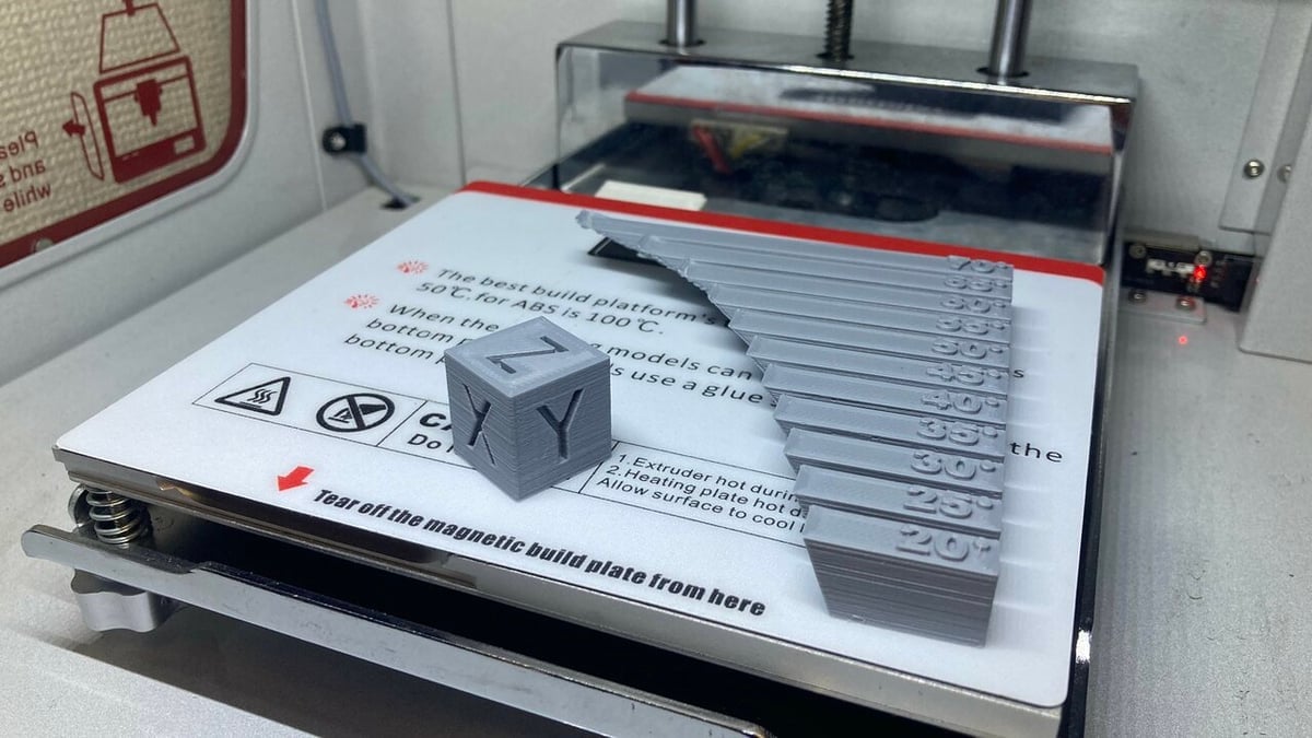 A test print can determine your printer's maximum printable overhang angle