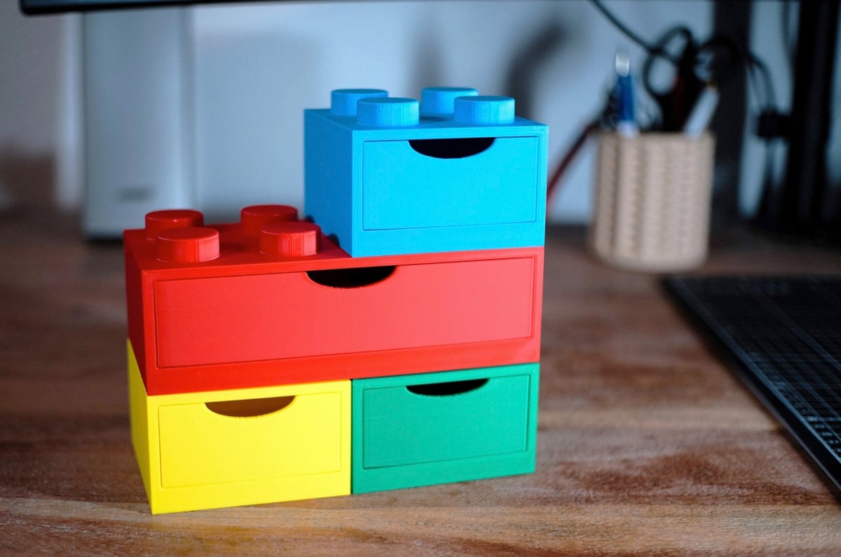 Image of Cool Things to 3D Print: Brick Stackable Desk Boxes