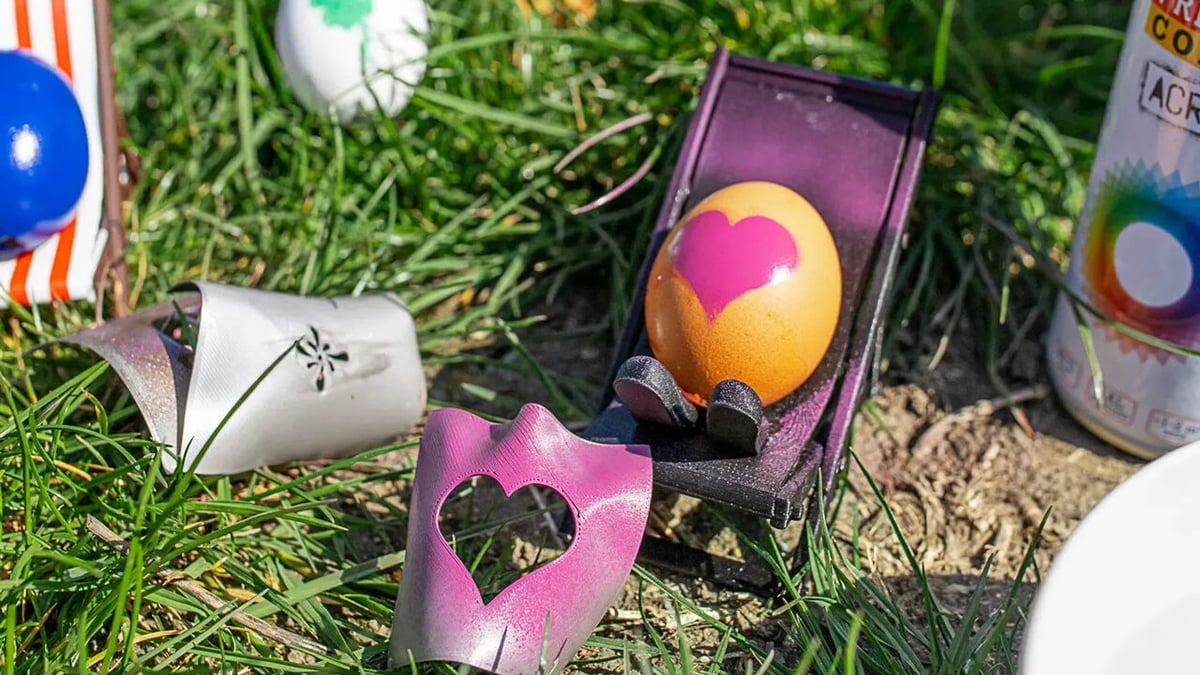Get the perfect design for your Easter egg with this stencil print
