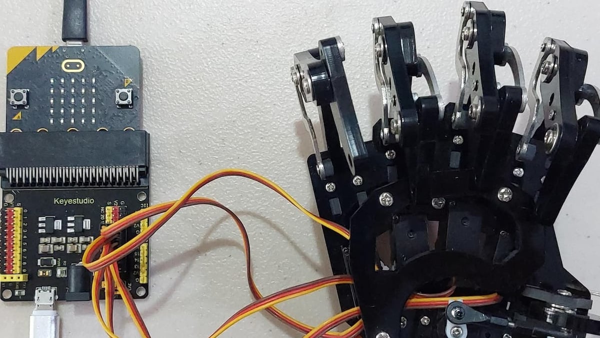 Micro:bit proves to be a real helping hand in control robot hand project