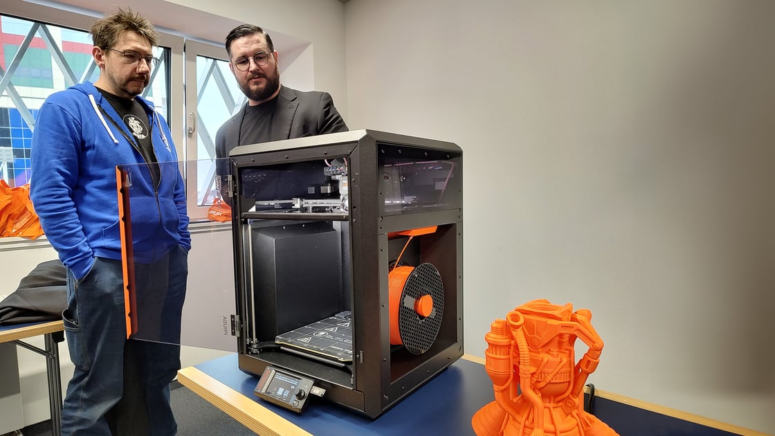 I*0様 GRANCY Volume Layered Design MA-1・M Prusa Surprise Launches Enclosed CoreXY 3D Printer, MK4S Users Can