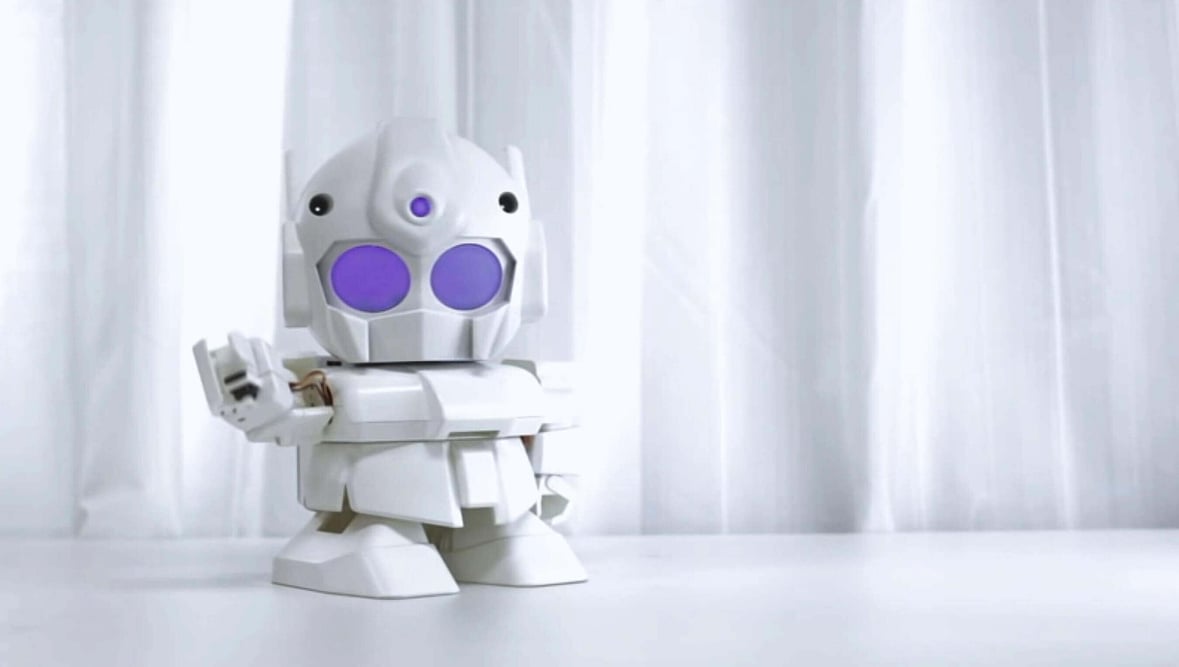 Featured image of Open-Source Robot: Control Rapiro with Your Ubuntu Smartphone