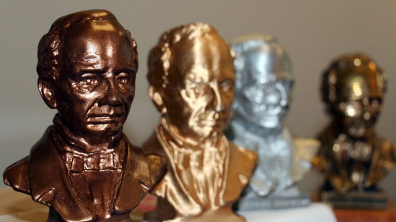 Featured image of “Bronze Johns” Statuettes Saved with 3D Printing