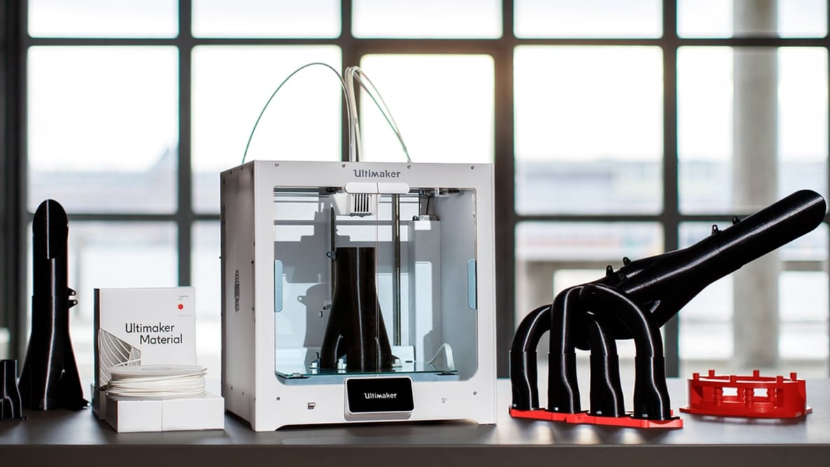 Featured image of The 10 Best Enclosed 3D Printers of 2023