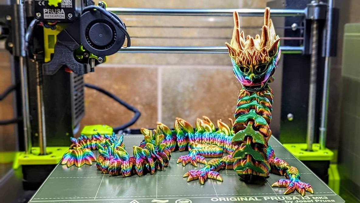 Featured image of The Best Rainbow Filaments (PLA & PETG) of 2023