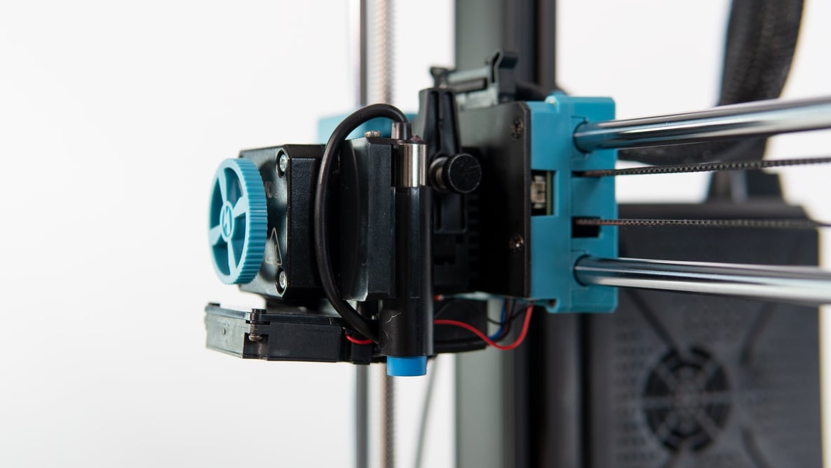 Imagem de destaque Impressora 3D barata: as melhores opções (FDM / resina)