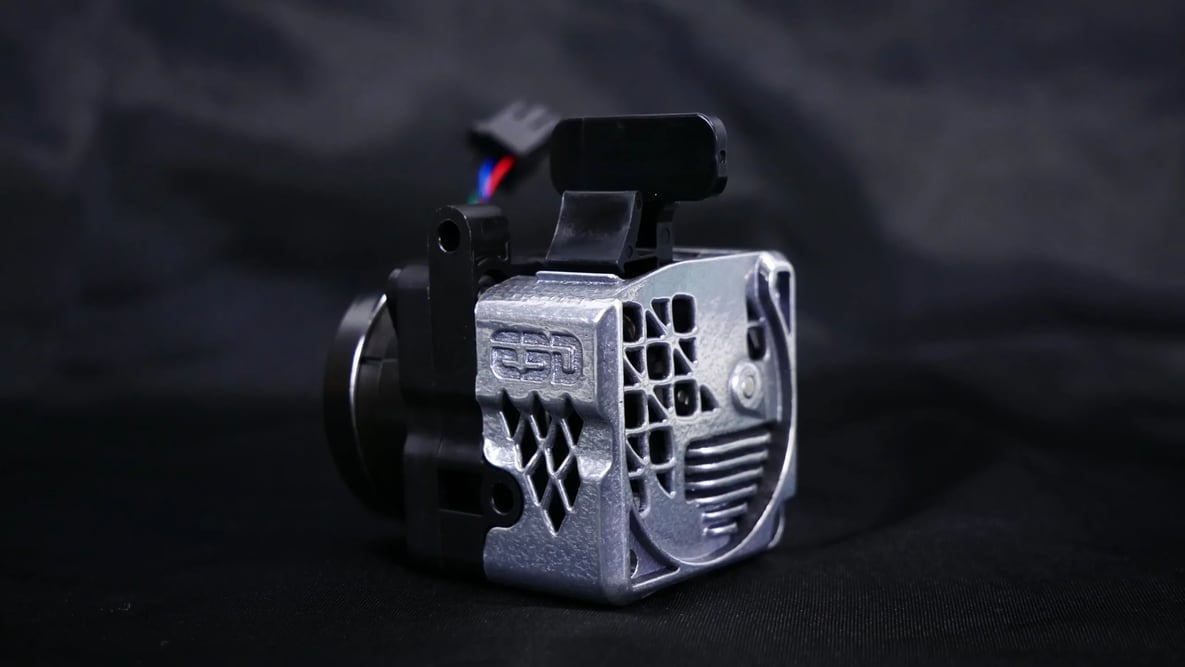 Featured image of E3D Launches RapidChange Revo Roto ‘Featherweight All-In-One Extruder’