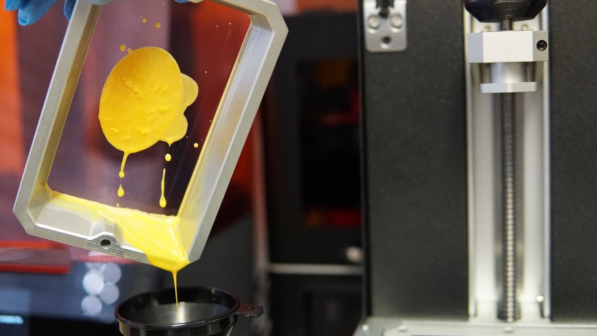 Featured image of How to Dispose of 3D Printer Resin