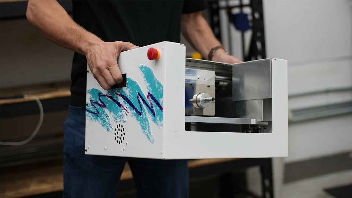 Featured image of Coast Runner Kickstarter Campaign Promises to Make Metal CNC as Easy as 3D Printing