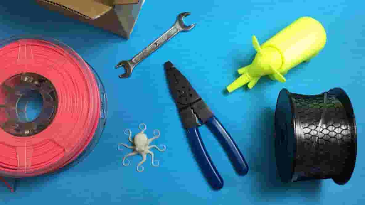 Featured image of Maker Box is a Monthly Subscription for 3D Printing Filament & Tools