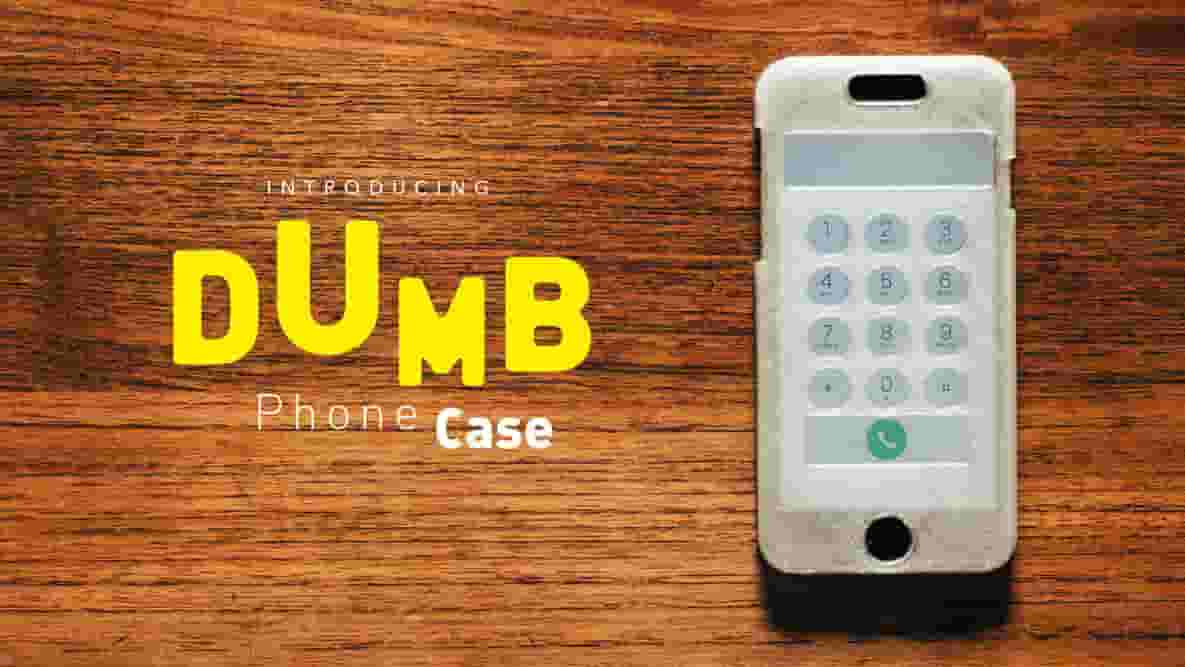 Featured image of 3D Printed Dumbphone Case Makes Your Smartphone… Better!