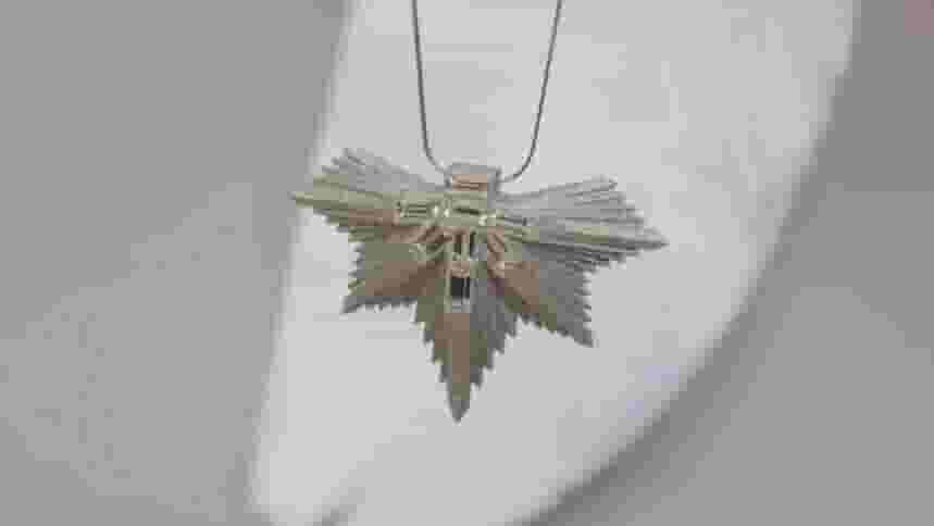 Featured image of Vanina Leaves Jewelry is Made From 3D Printed Paper