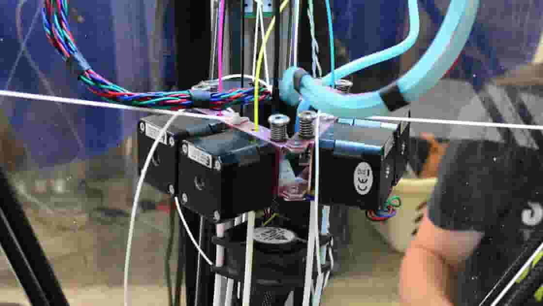 Featured image of Full Color 3D Printing: From Junkstrap to Delta CMYKW Printer