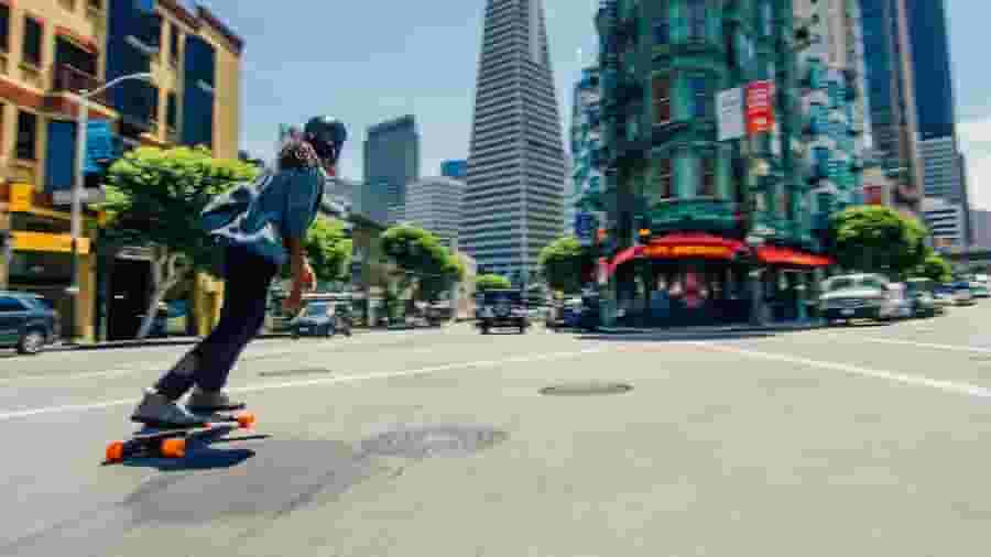 Featured image of 17 Best Boosted Board Accessories to Buy or DIY