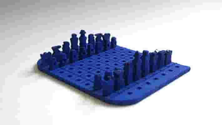 Featured image of Pocket-Sized 3D Printed Chess Set is Both Incredible and Impractical