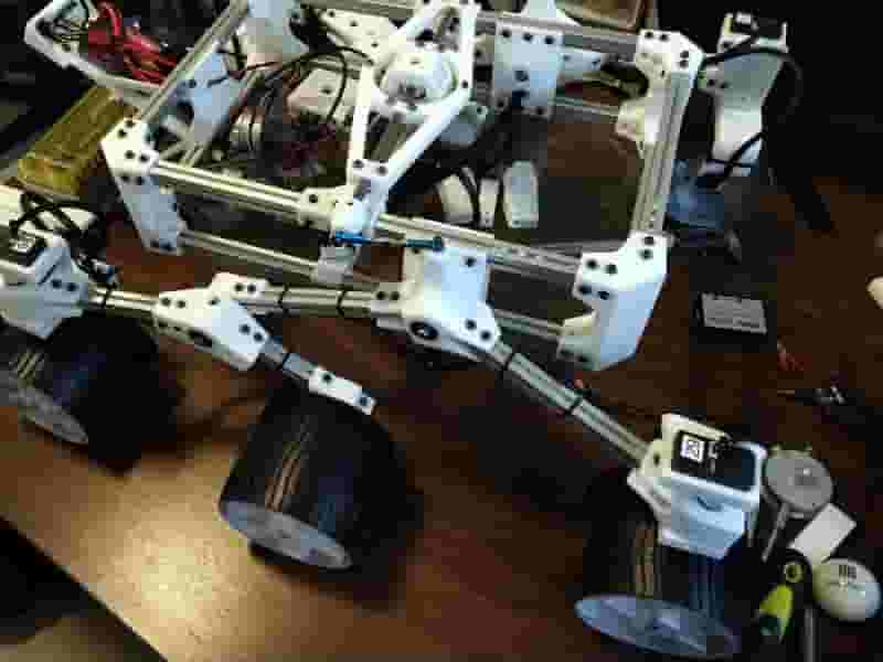 Featured image of Start Building with Aluminum Rods and 3D Printed Brackets