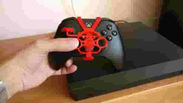 Image de l'en-tête de Imprimez en 3D un volant pour votre manette de PS4/Xbox One
