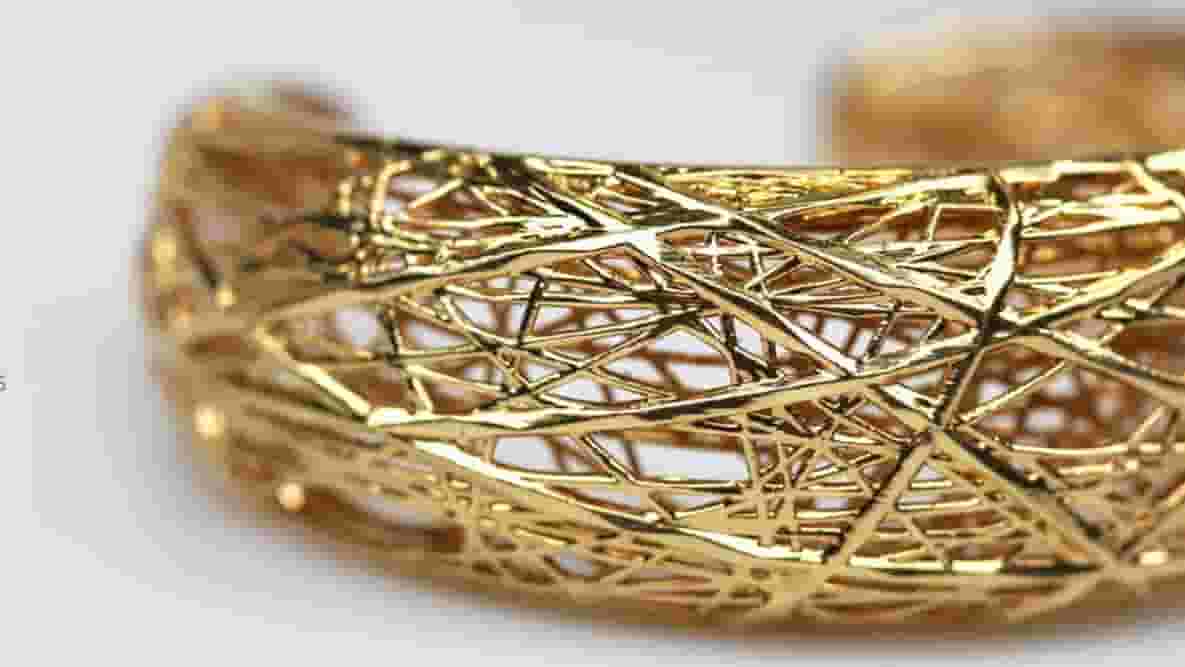 Featured image of How to 3D Print Jewelry – Tips for Designers