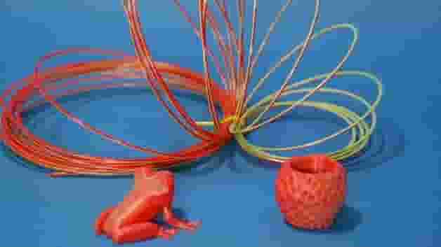 Image de l'en-tête de Filament pour imprimante 3D : imprimez votre filament multicolore !