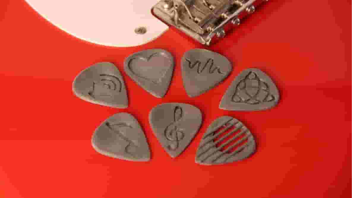 Featured image of 3D Printed Guitar Pick: 10 Amazing 3D Models