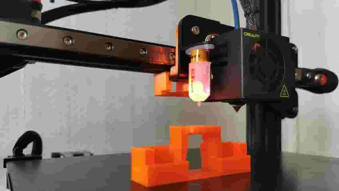 Featured image of Ender 3 (V2/Pro) & Linear Rails: All You Need to Know