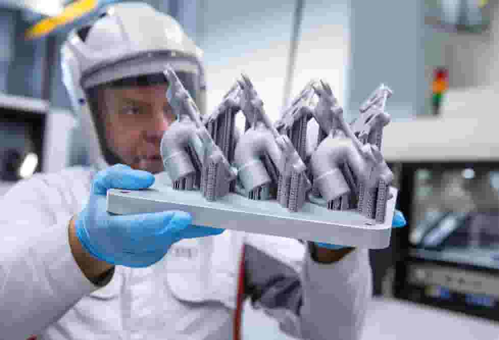 Featured image of The Complete Guide to SLM 3D Printing / Metal LPBF