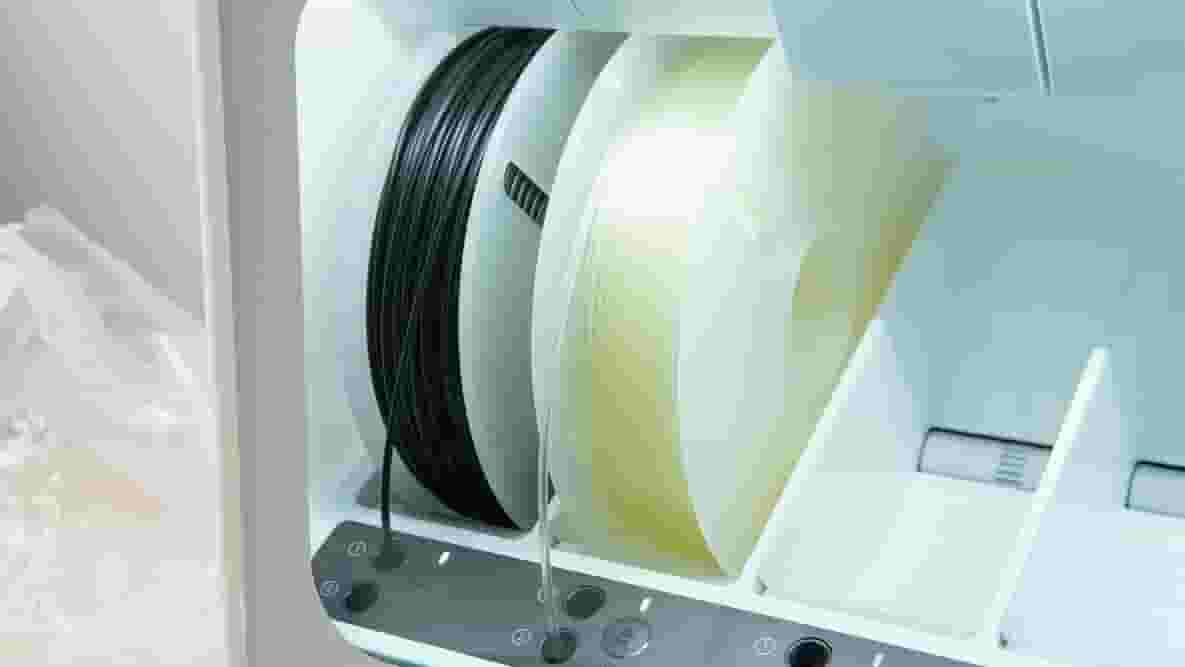 Featured image of Multi-material 3D Printer: Types & Printing Guide