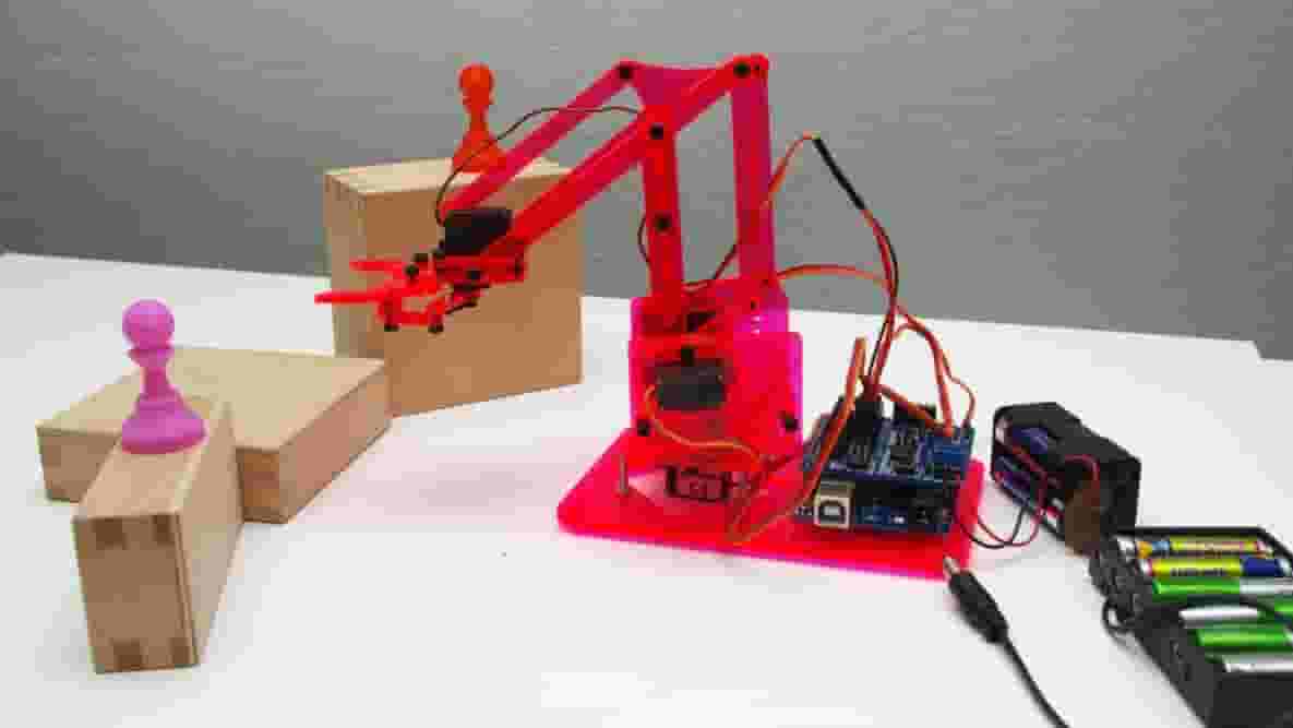 Featured image of The Best DIY & 3D Printed Robot Arms