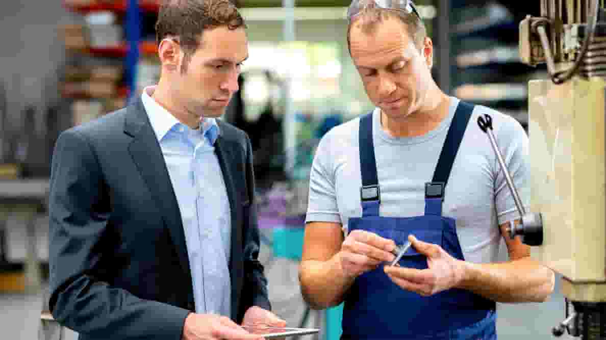 Featured image of Manufacturers’ 5-Step Guide to Adopting Additive Manufacturing