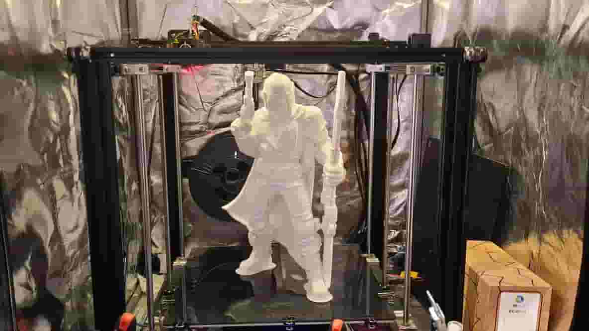 Featured image of What Are the Ender 5 Plus Bed Size & Dimensions?