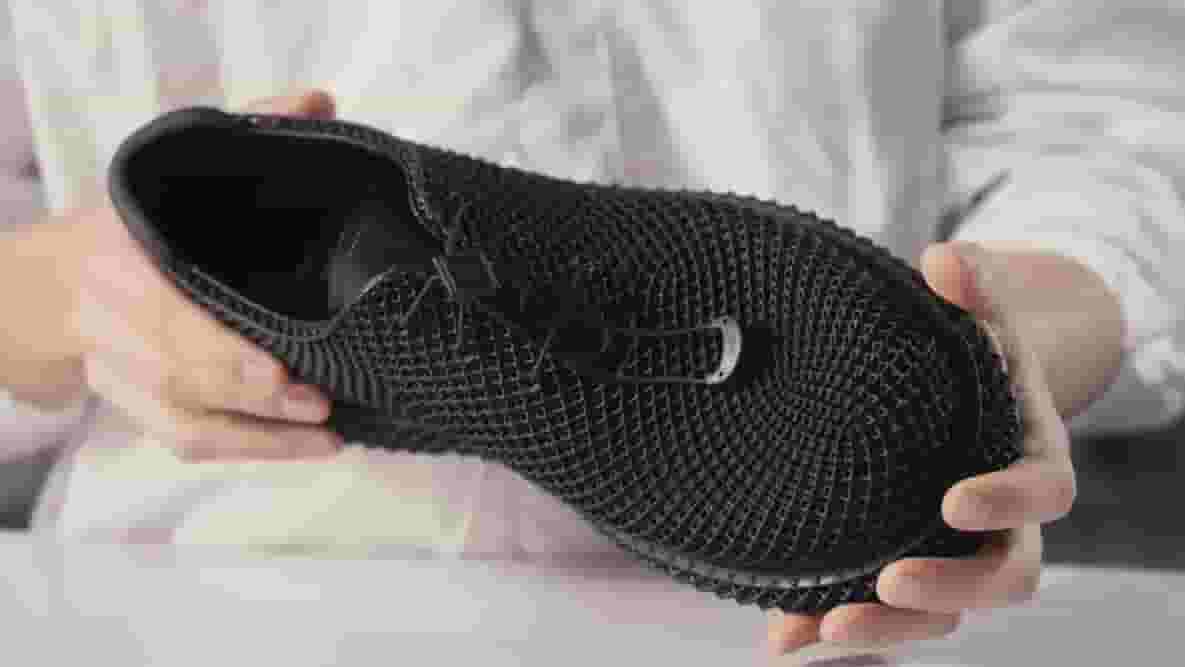 Featured image of Paris Fashion Week Made Us Want Some 3D Printed Dior Shoes