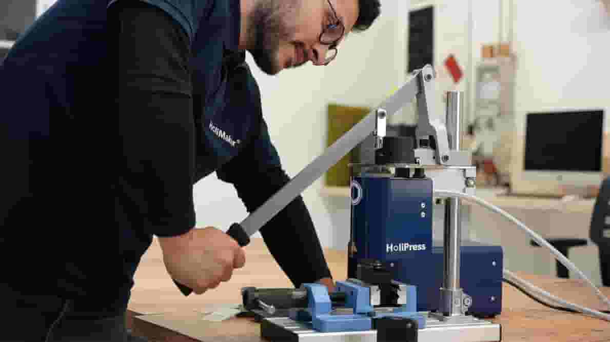 Featured image of The Best Desktop Injection Molding Machines