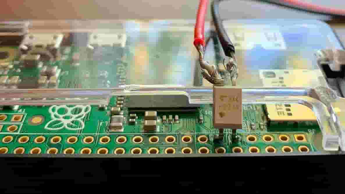 Featured image of The Best Raspberry Pi Home Automation Projects in 2025