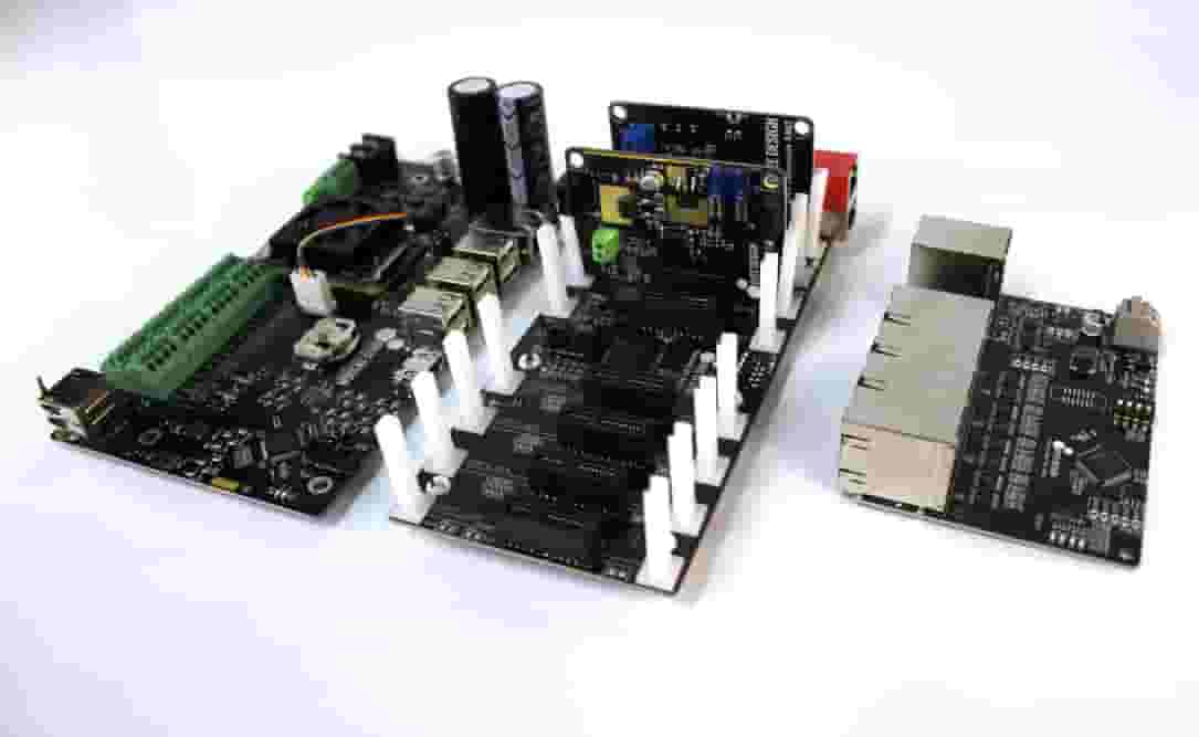 Featured image of Dyze Design’s New Aurora Motion I/O Controller is a Game-Changer for Professional 3D Printing (Ad)