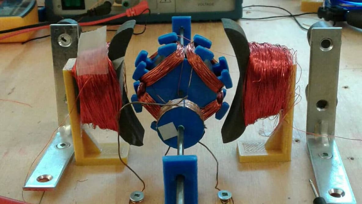 Featured image of Researchers Developing Self-Replicating 3D Printers to Build Moon Bases