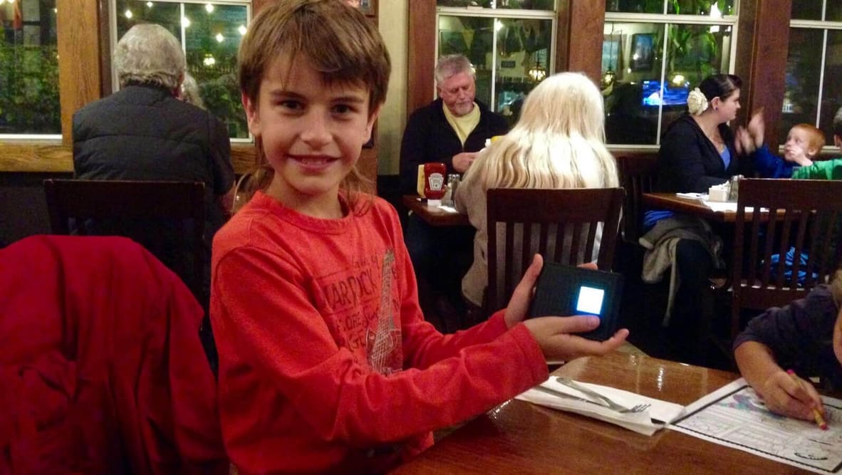 Featured image of 12-Year-Old Creates Flappy Bird Console Using 3D Printing