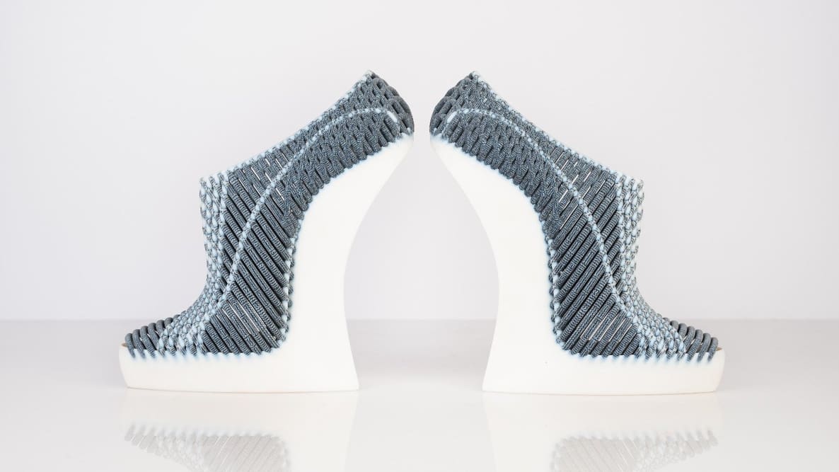 Featured image of Fashion Design Graduate Takes Major Step With Woven 3D Printed Shoes