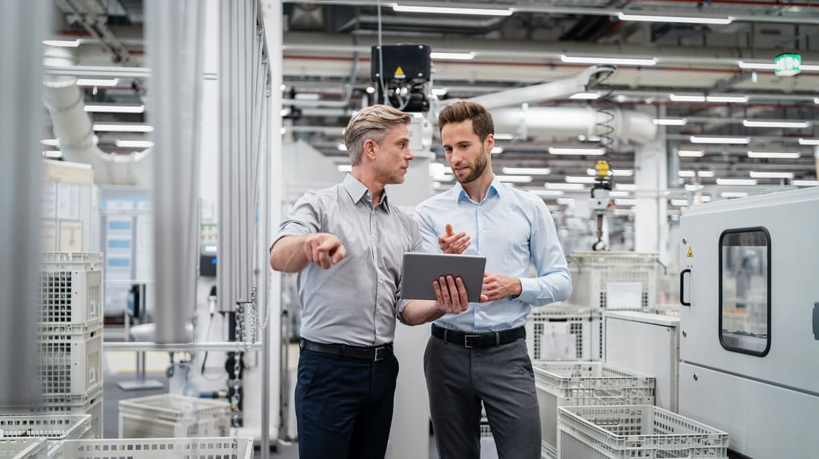 Featured image of Top Additive Manufacturing Consultants & Advisors Answer: Why Move to AM?