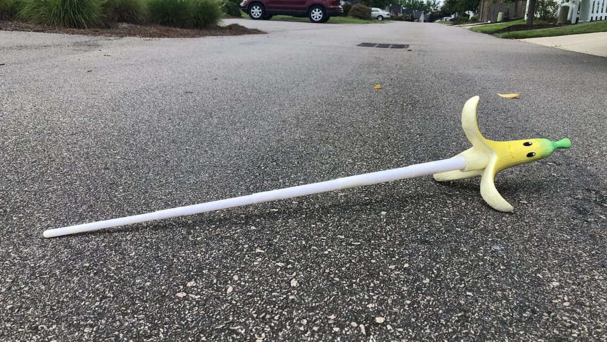 Featured image of 6 Amazing 3D Printed Collapsible Swords
