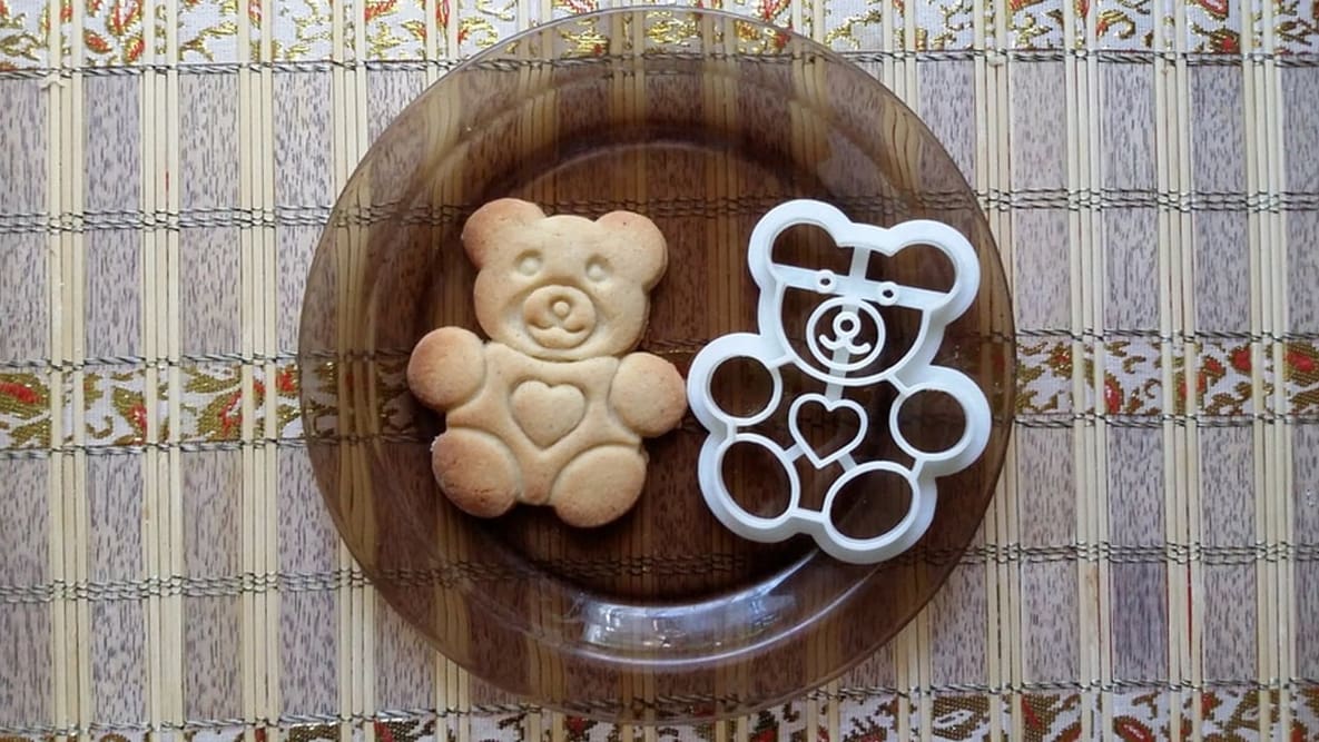Featured image of It’s Surprisingly Easy to Make Cookie Cutters!