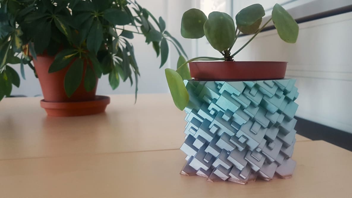 Featured image of Spendieren Sie Ihren Pflanzen ein Gefäß in Glitch-Optik