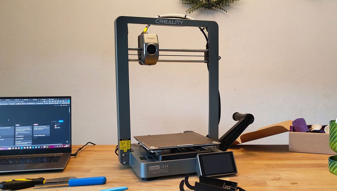 Featured image of Creality Hi vs Creality Ender 3 V3: Should You Upgrade?