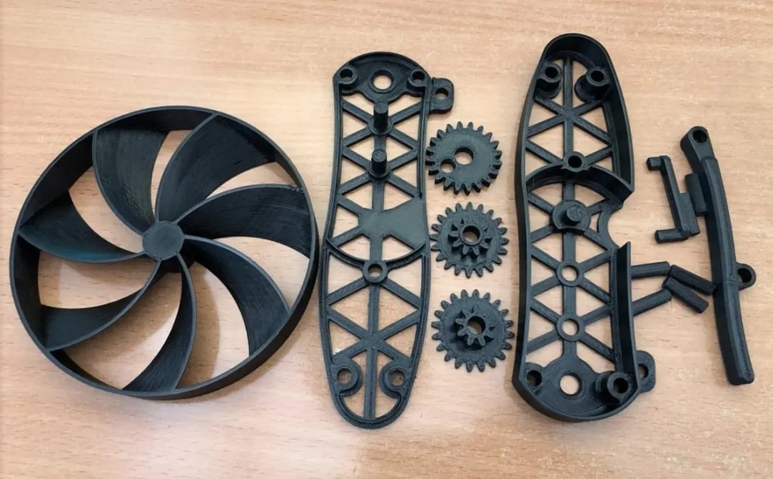 Imagem de destaque 25 ideias úteis para impressora 3D: filamento PETG