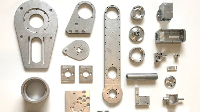 Featured image of 6-Axis Open-Source Robot Arm is Now on Kickstarter