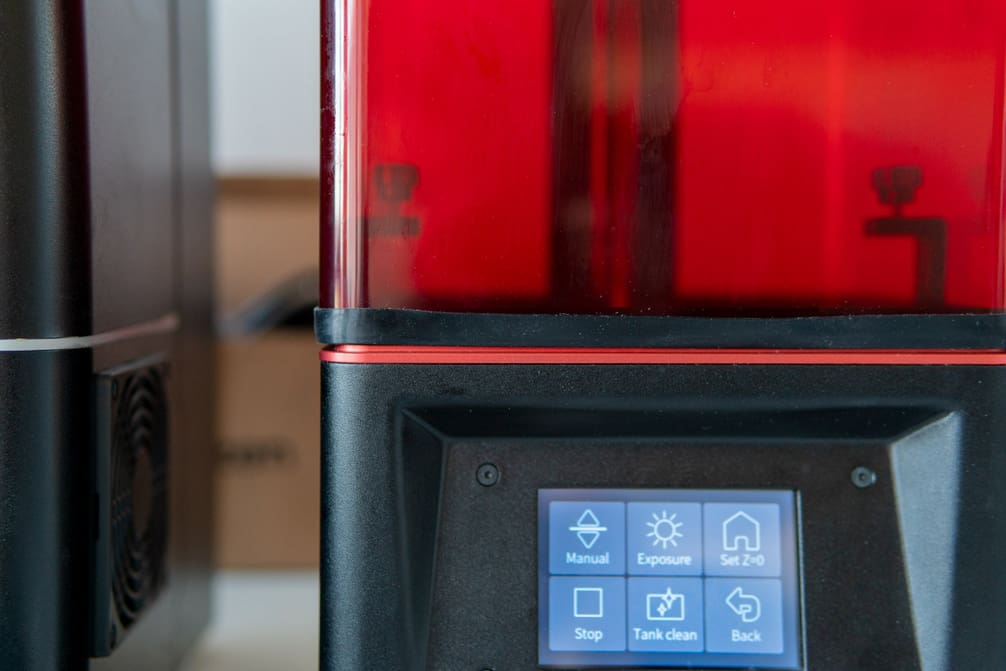 Featured image of Elegoo Mars vs Elegoo Mars Pro: The Differences