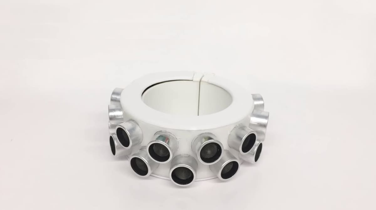 Featured image of Ingenious Bracelet Jams Microphones Around You