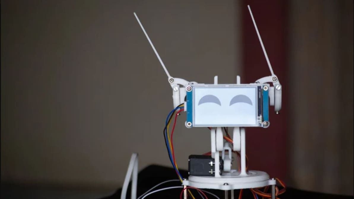 Featured image of Raspberry Pi Robot: 10 Awesome Projects & Kits