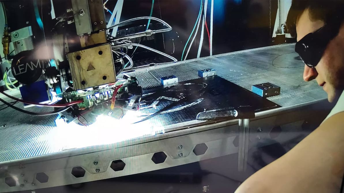 Featured image of Better Layer Bonding With Light?