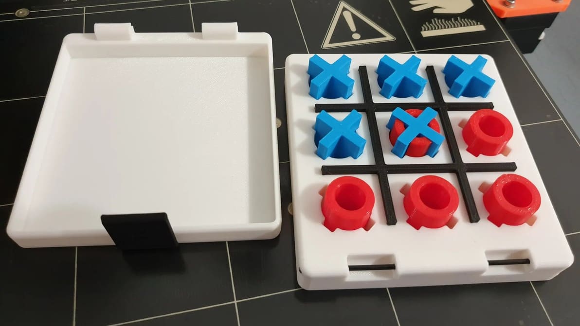 Featured image of Holiday Travel Fun: Five 3D Printed Board Games to Keep Kids Offline