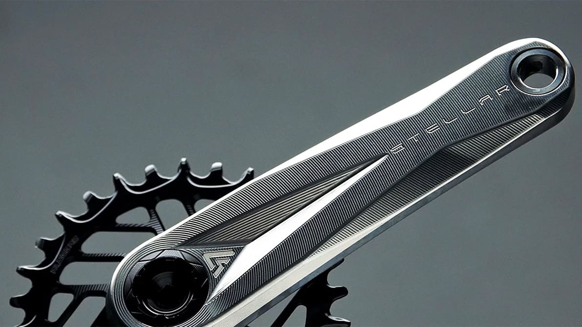Featured image of This 3D Printed Titanium Crankset is 50% Lighter Than Most & Built for Mass Production